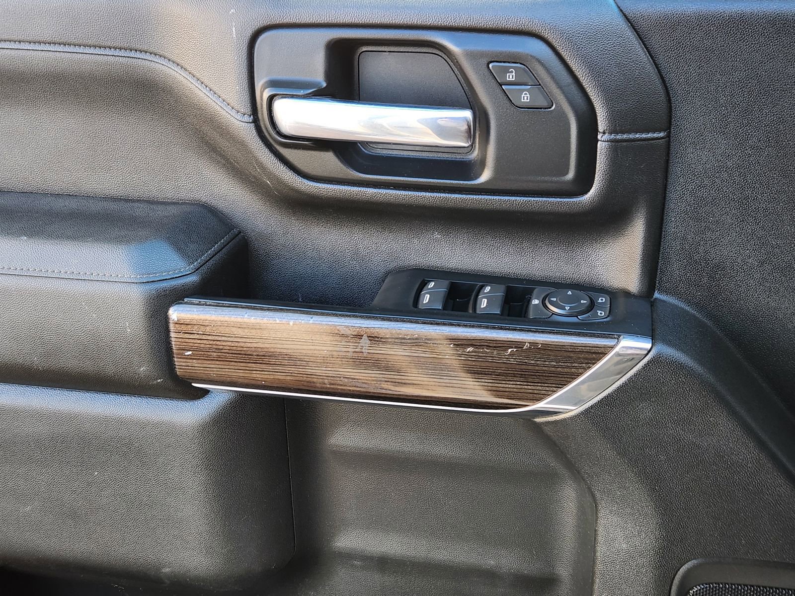 Used 2023 Chevrolet Silverado 2500 LT w/ Convenience Package image 28