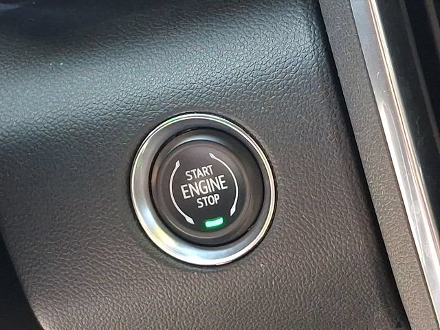 Used 2026 GMC Acadia Elevation w/ Elevation Premium Package FWD image 23