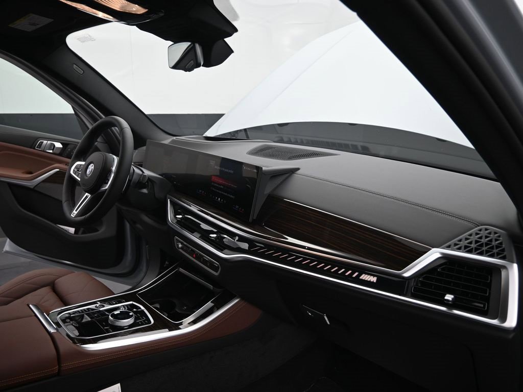 New 2026 BMW X5 M60i w/ Executive Package image 20