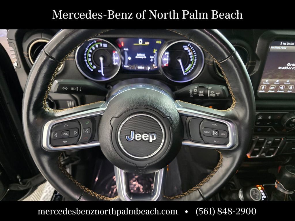 Used 2023 Jeep Wrangler Unlimited Sahara image 17