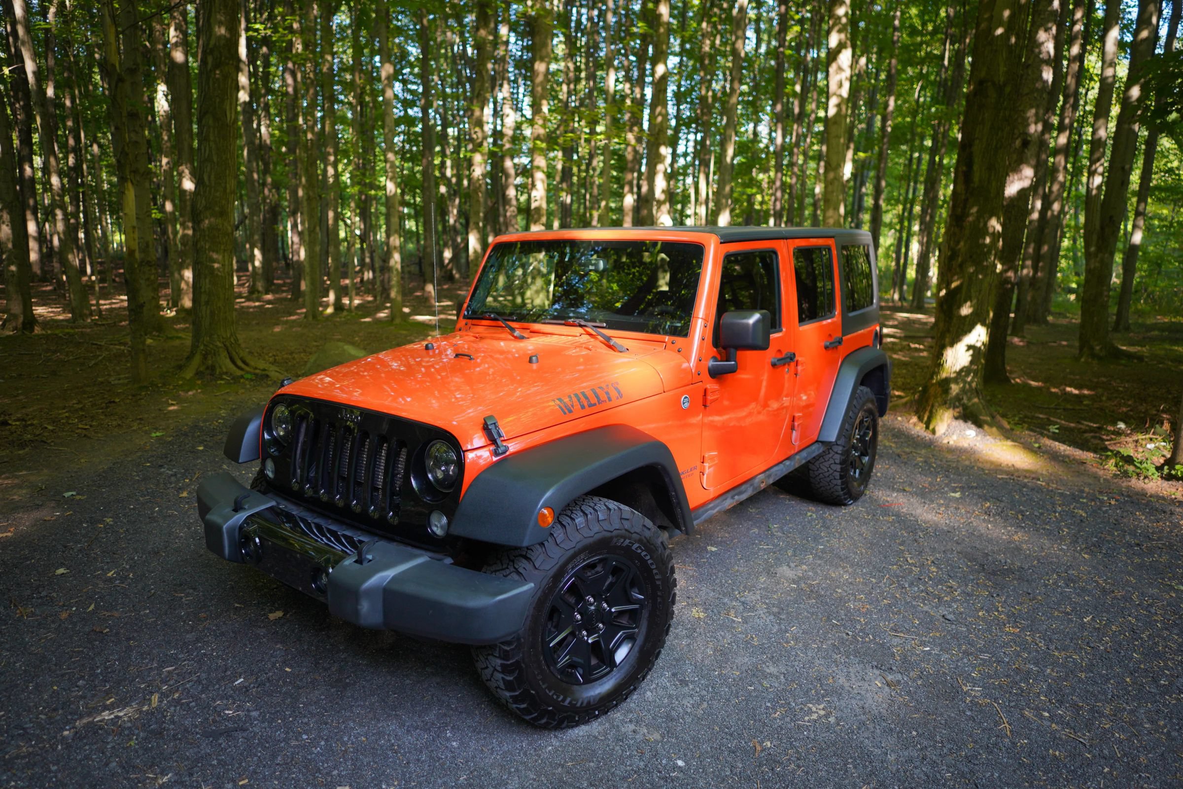 Used 2015 Jeep Wrangler Unlimited Sport AWD/4WD image 2