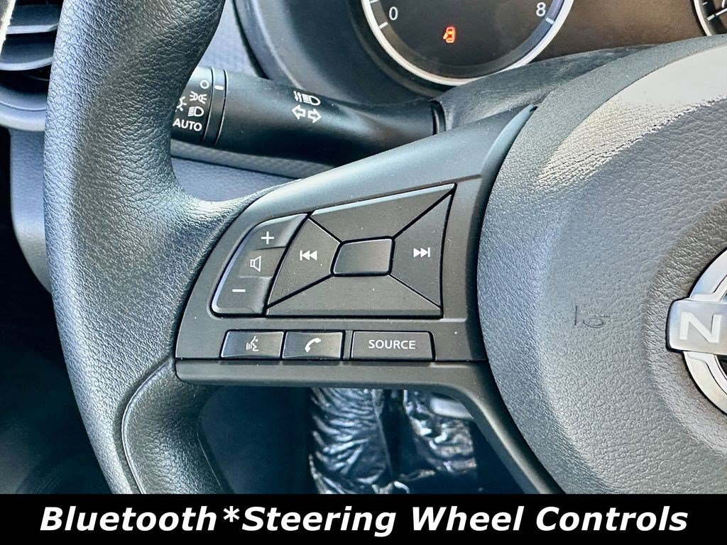 Certified 2025 Nissan Kicks Play S FWD image 7