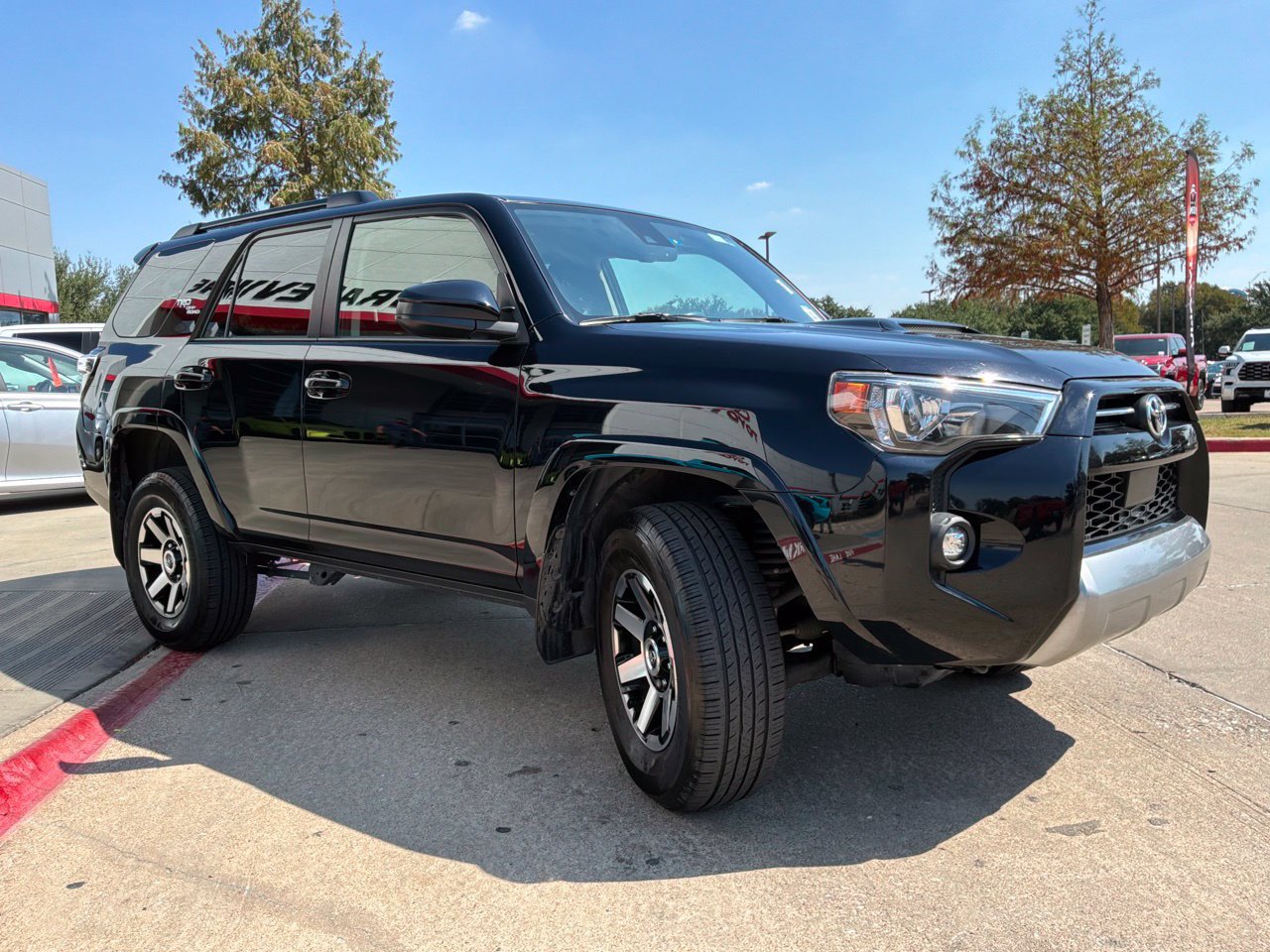 Used 2023 Toyota 4Runner TRD Off-Road AWD/4WD image 4