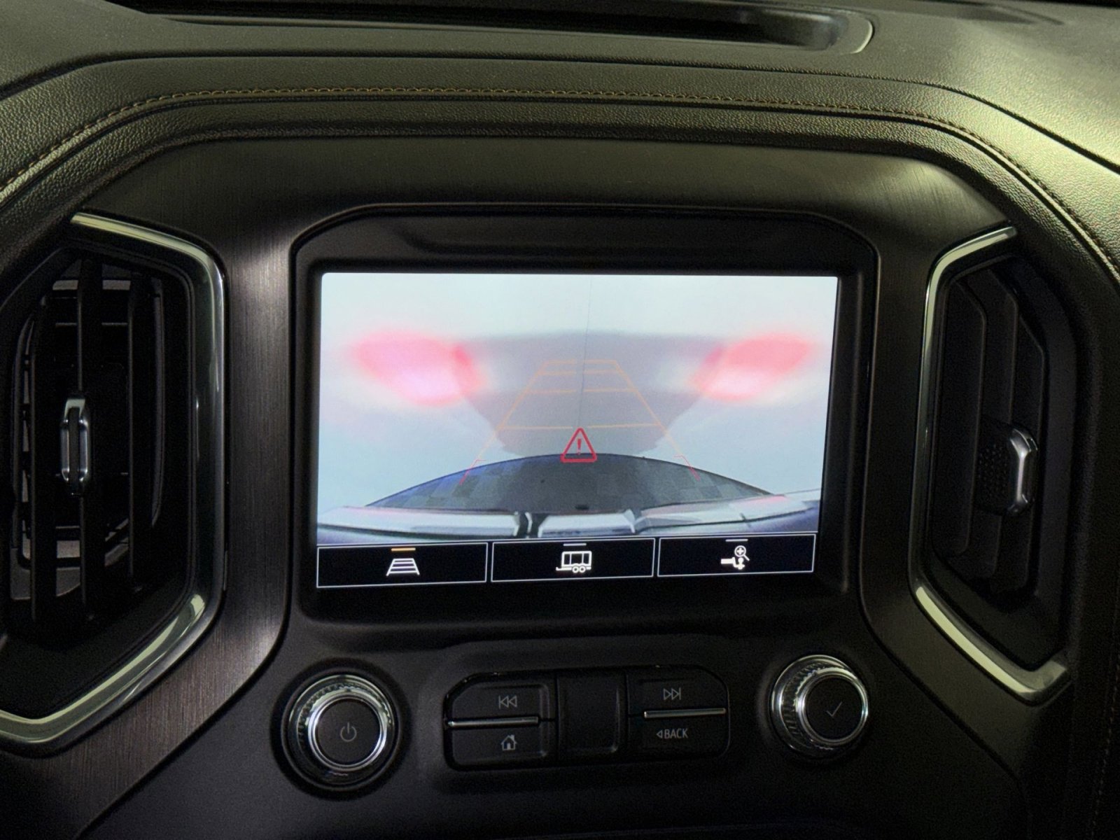 Used 2022 GMC Sierra 1500 AT4 w/ AT4 Premium Package AWD/4WD image 19