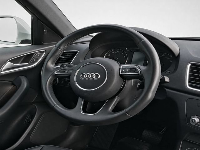 Used 2018 Audi Q3 2.0T Premium Plus w/ Premium Plus Package AWD/4WD image 27