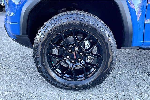 New 2026 GMC Canyon Elevation w/ Convenience Package image 12