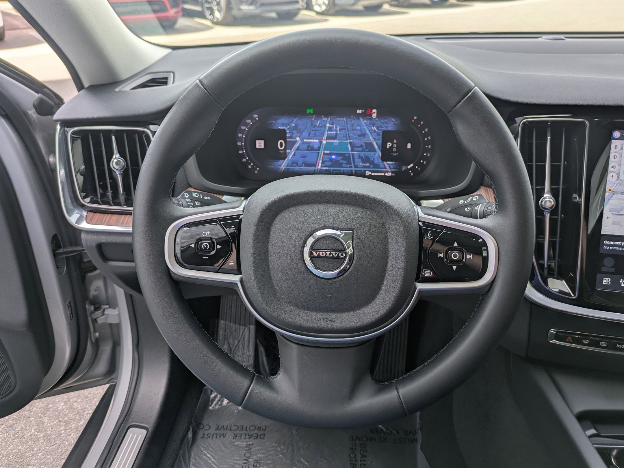 Used 2025 Volvo V60 B5 Cross Country Plus AWD/4WD image 17