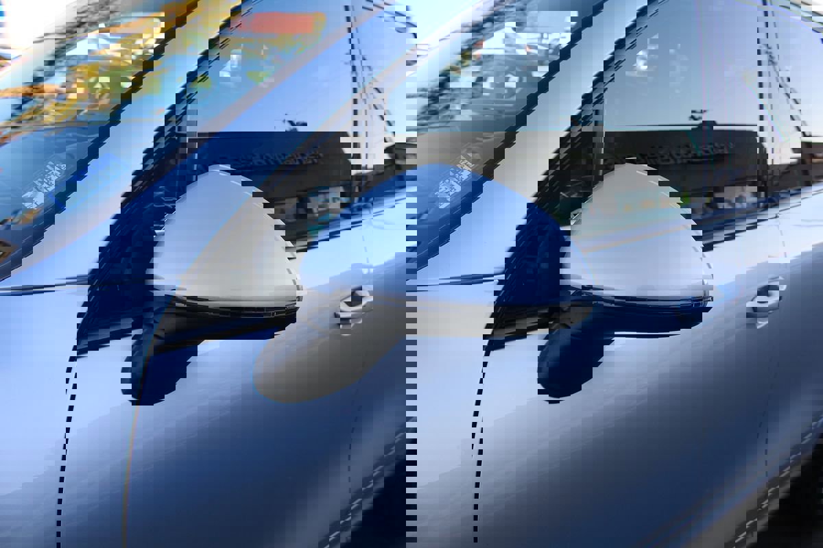 Used 2018 Porsche Cayenne Platinum Edition image 12