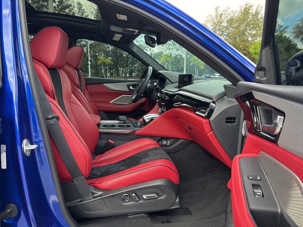 Used 2023 Acura MDX A-Spec image 18