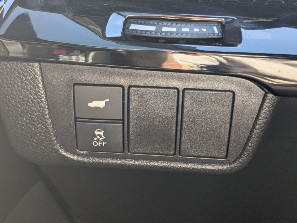Used 2025 Honda CR-V Sport Touring image 31