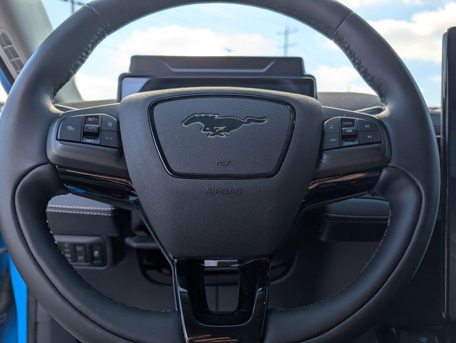 Used 2024 Ford Mustang Mach-E Select w/ Comfort Package Lite image 30