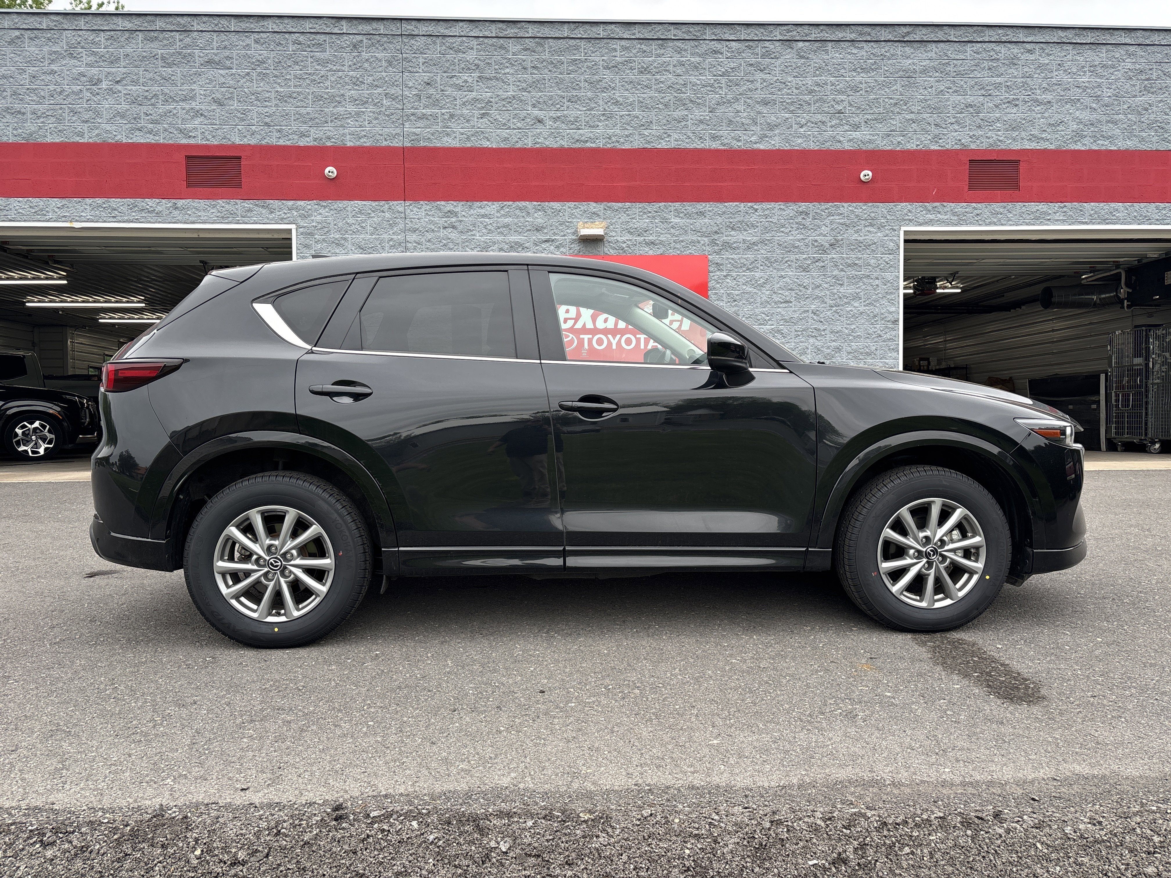 Used 2025 MAZDA CX-5 AWD 2.5 S w/ Preferred Package video 2