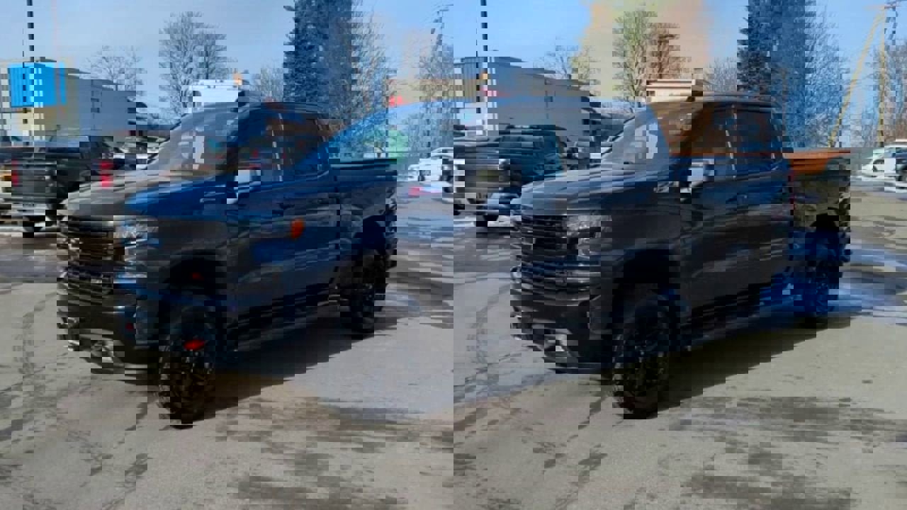 Certified 2021 Chevrolet Silverado 1500 LT Trail Boss image 4