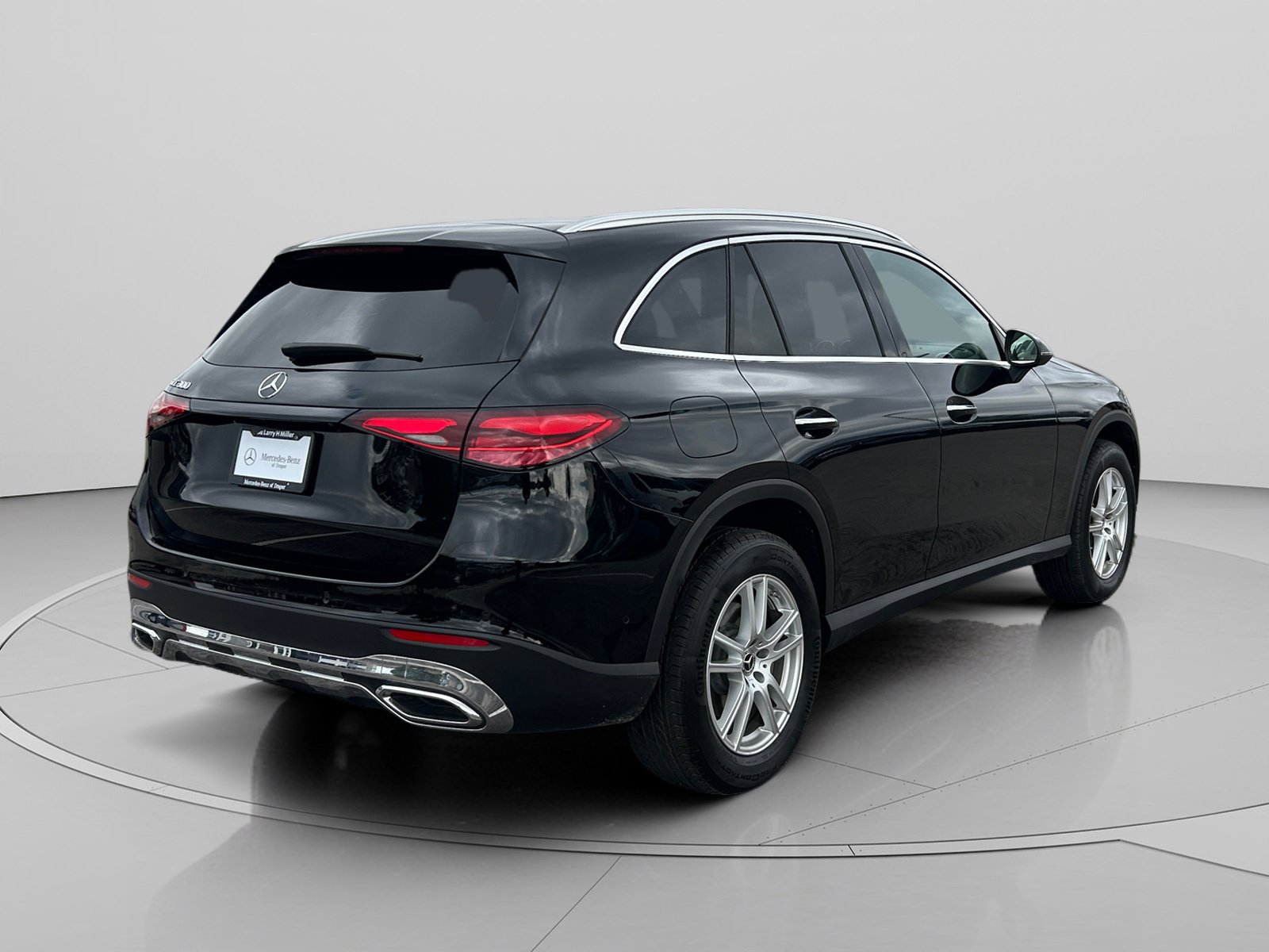 Used 2025 Mercedes-Benz GLC 300 image 5