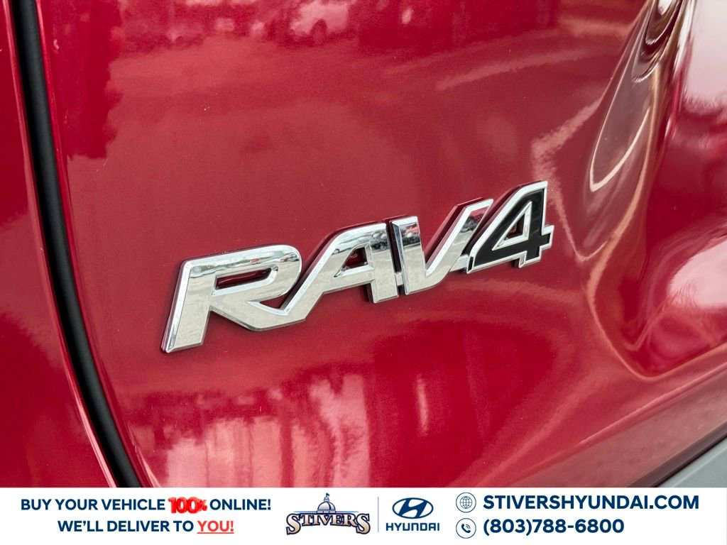 Used 2019 Toyota RAV4 Limited image 16