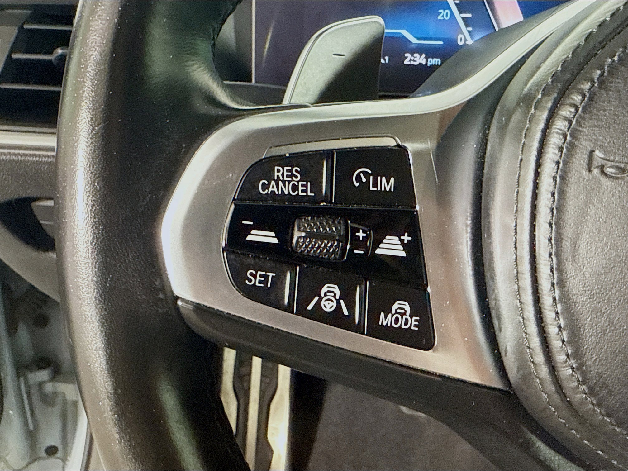 Used 2024 BMW M440i Convertible image 14