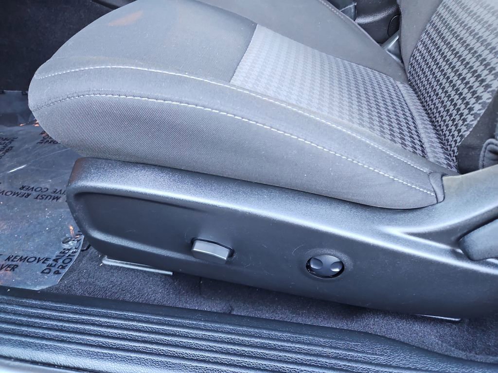 Used 2022 Dodge Challenger GT image 22