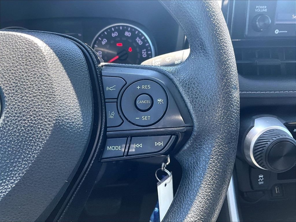 Used 2020 Toyota RAV4 LE w/ All Weather Liner Package AWD/4WD image 24