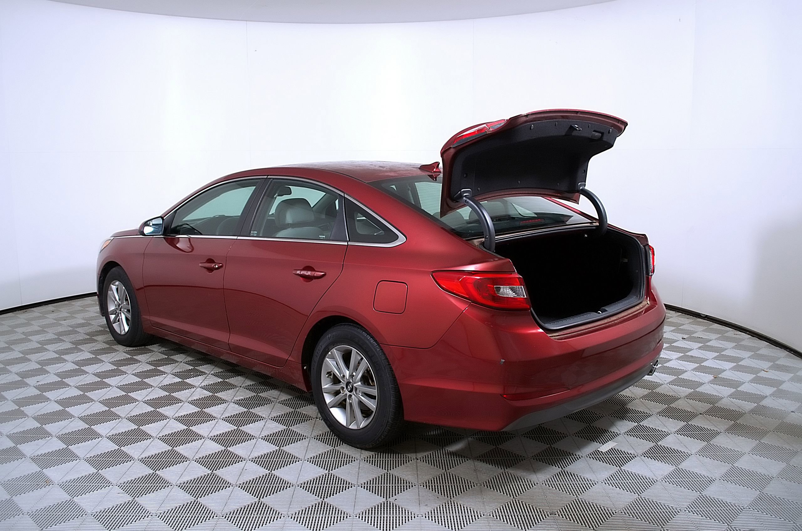 Used 2016 Hyundai Sonata SE FWD image 10