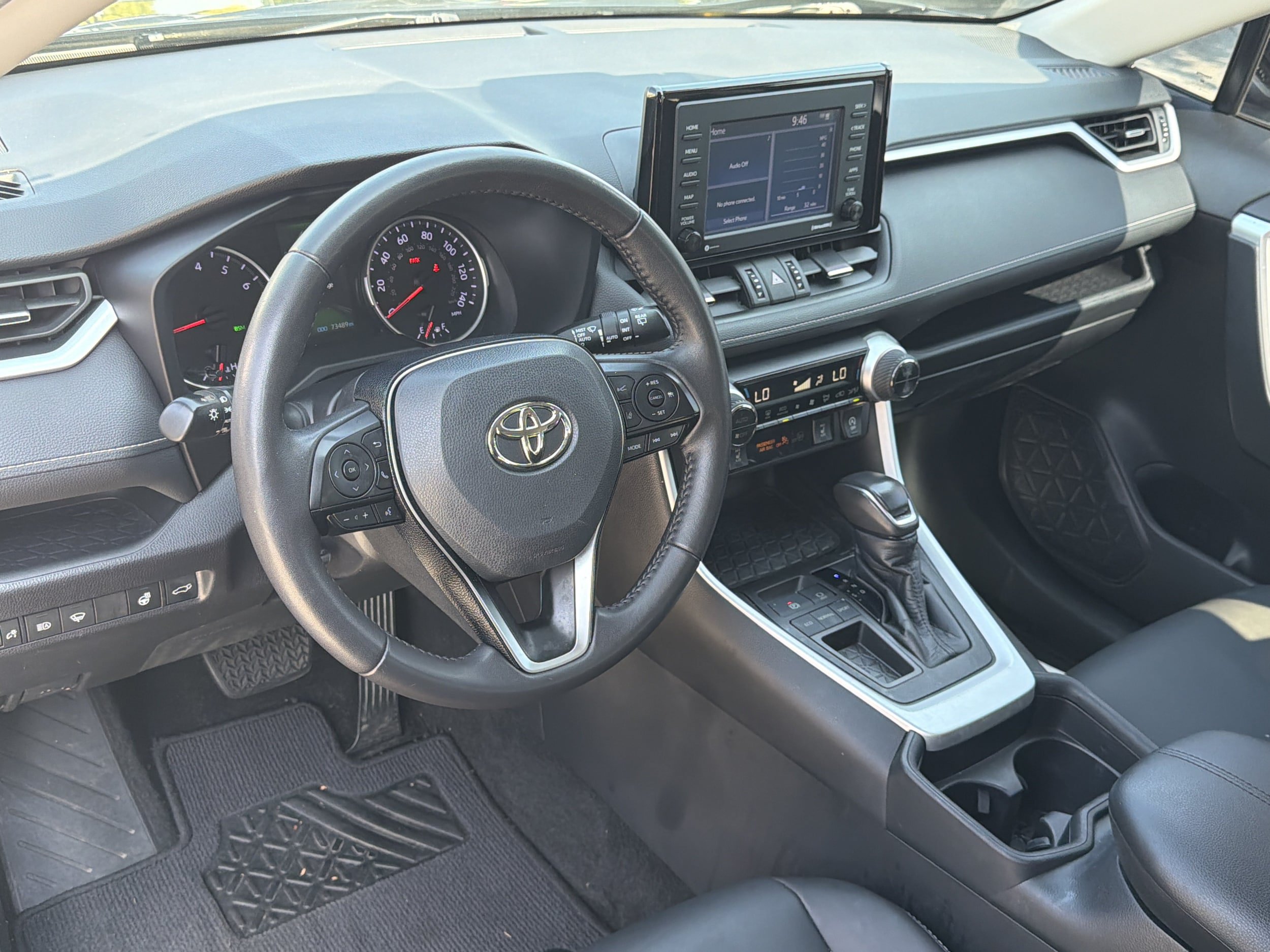 Used 2021 Toyota RAV4 XLE Premium FWD image 2