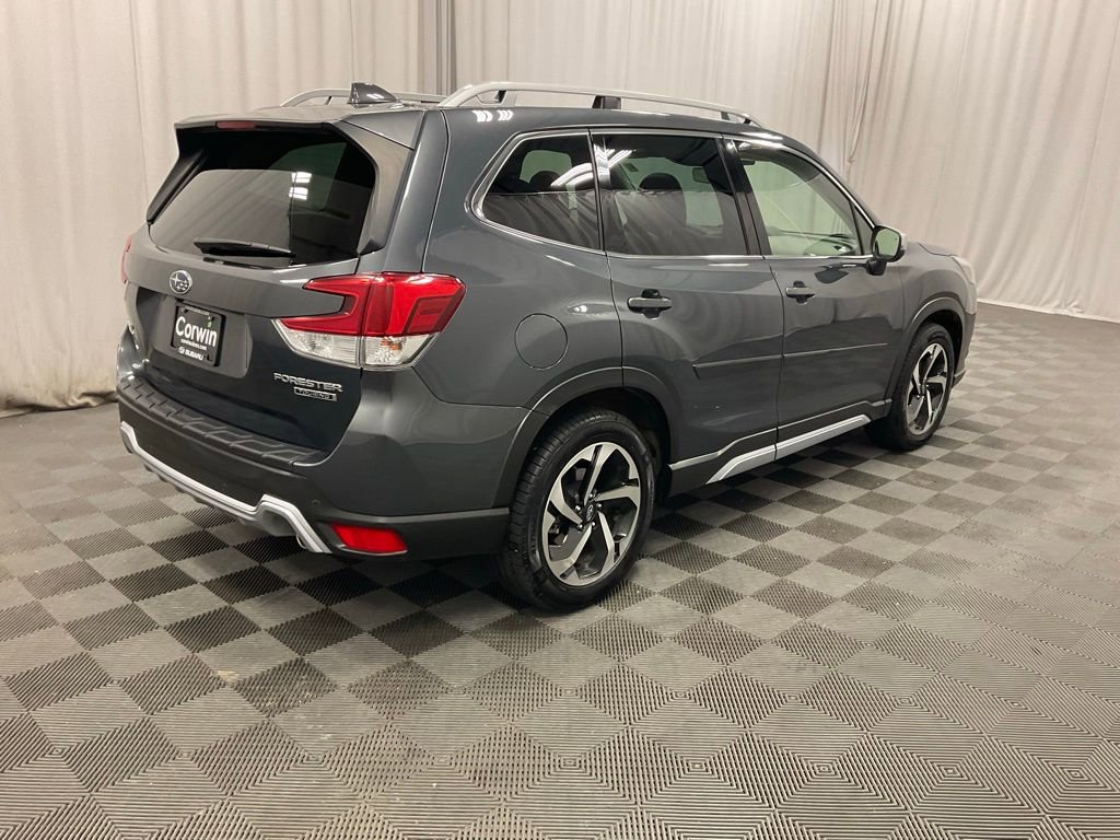Used 2022 Subaru Forester Touring w/ Popular Package #2 AWD/4WD image 2
