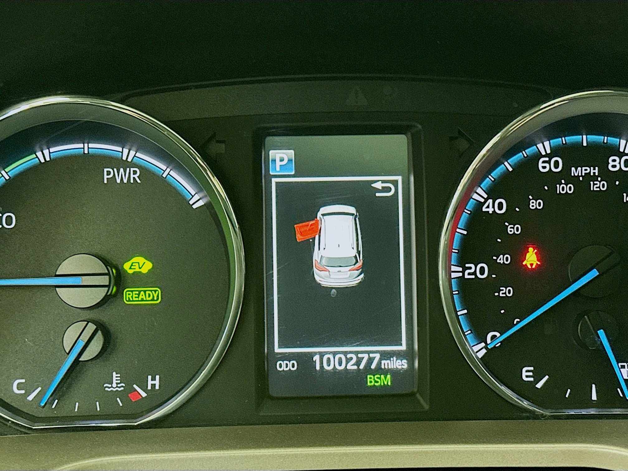 Used 2018 Toyota RAV4 Limited image 19