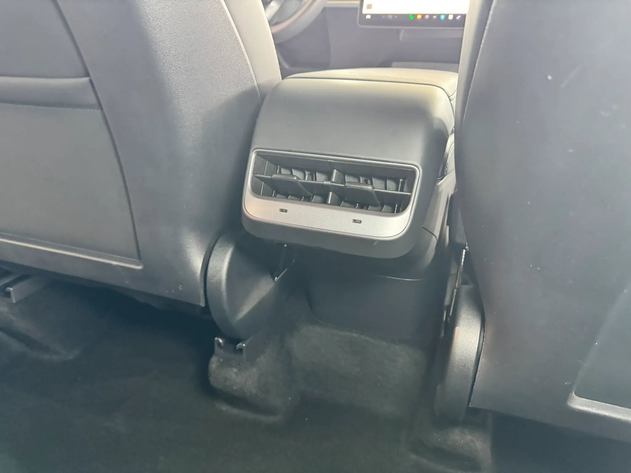 Used 2023 Tesla Model Y Long Range AWD/4WD image 17
