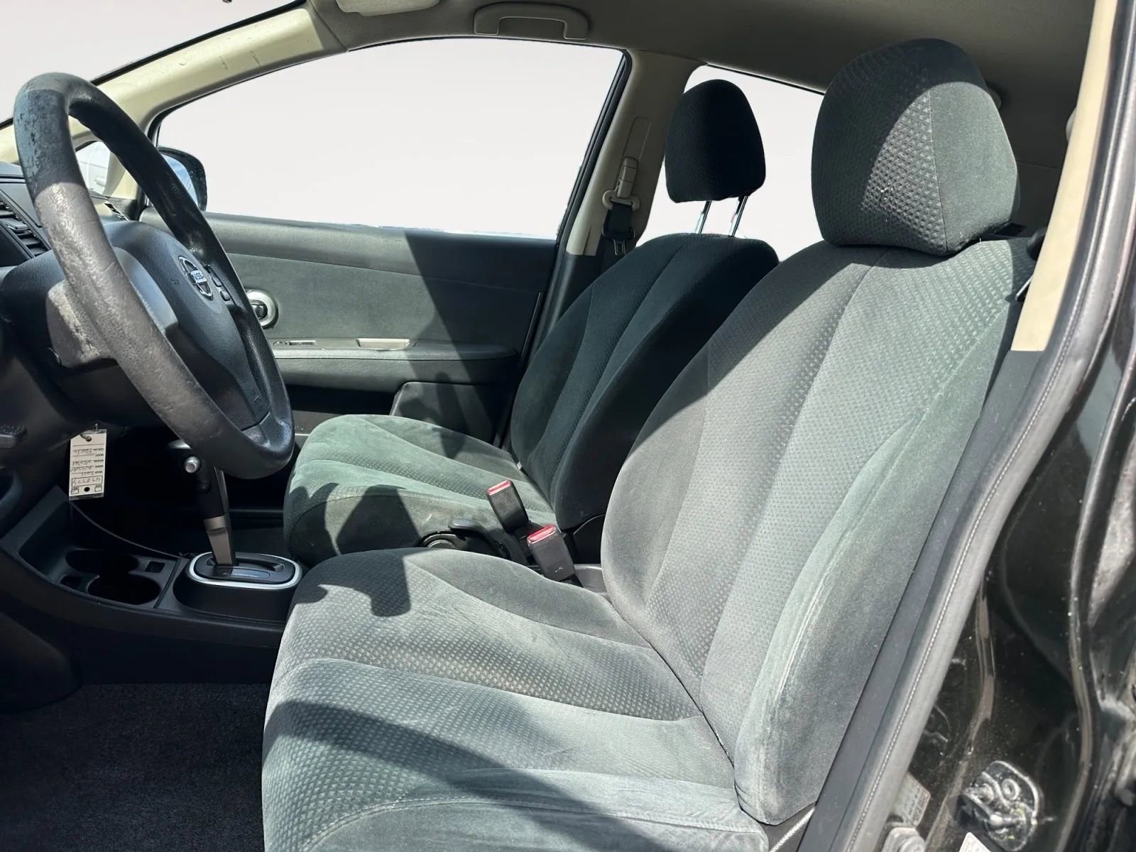 Used 2011 Nissan Versa 1.8 S w/ Plus Pkg image 7