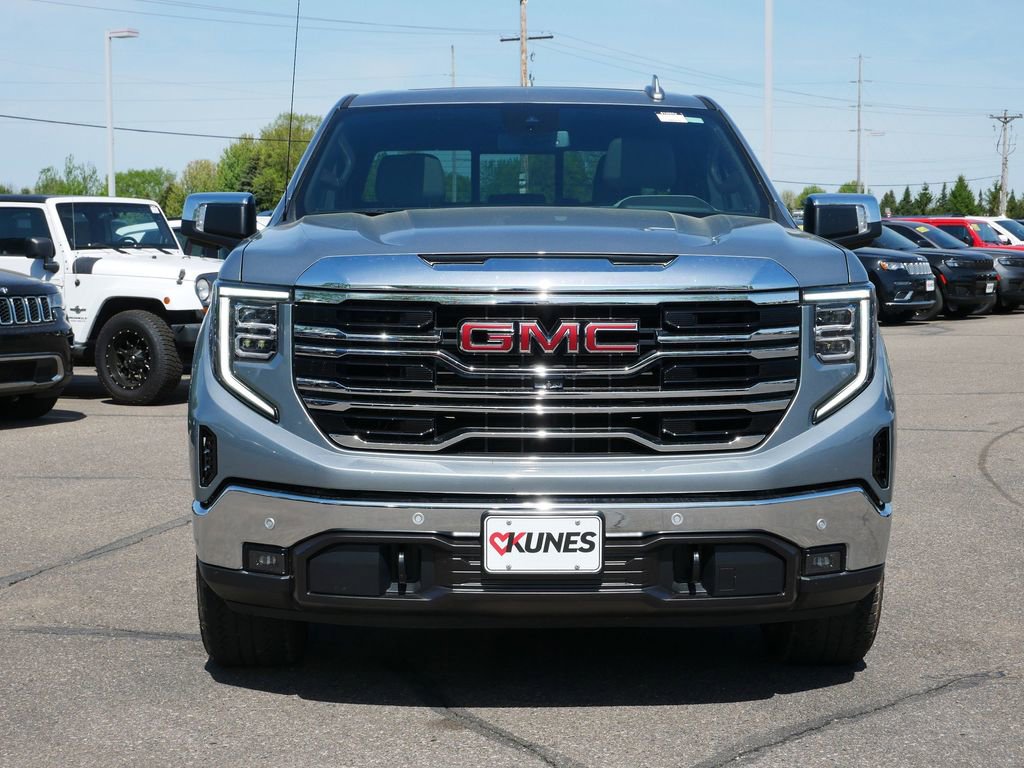 Used 2025 GMC Sierra 1500 SLT w/ SLT Premium Plus Package AWD/4WD image 2