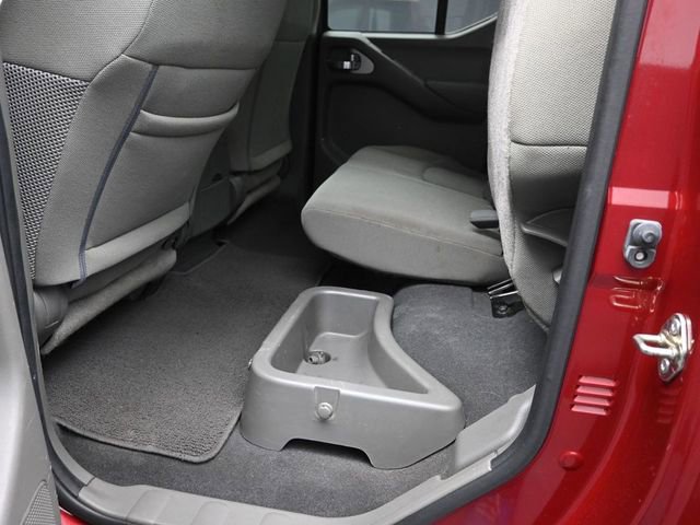 Used 2019 Nissan Frontier SV image 21