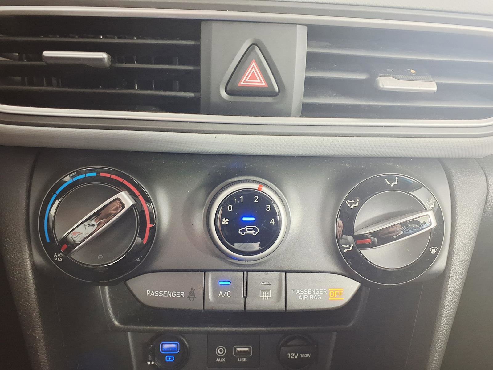 Used 2020 Hyundai Kona SEL FWD image 20