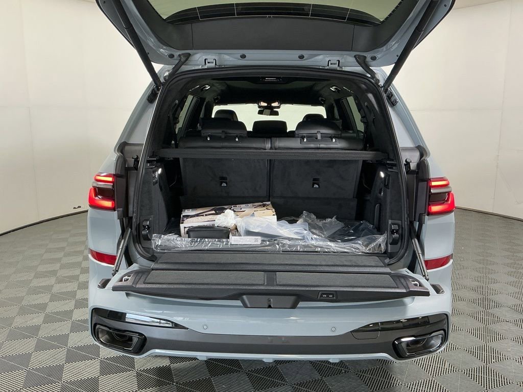 New 2026 BMW X7 xDrive40i AWD/4WD image 31