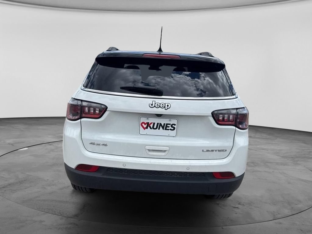 Used 2025 Jeep Compass Limited AWD/4WD image 14