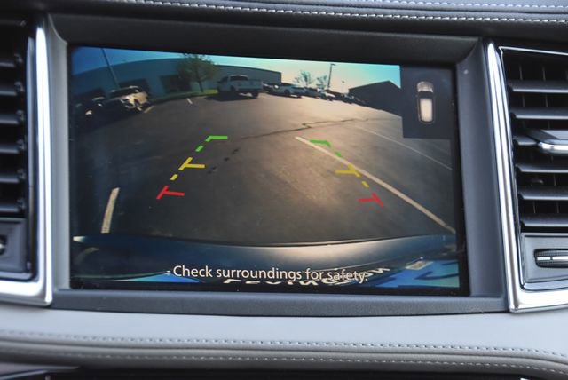 Used 2025 INFINITI QX50 Luxe AWD/4WD image 3