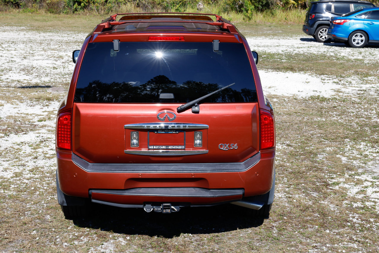 Used 2004 INFINITI QX56 2WD w/ Smart Vision Pkg image 9