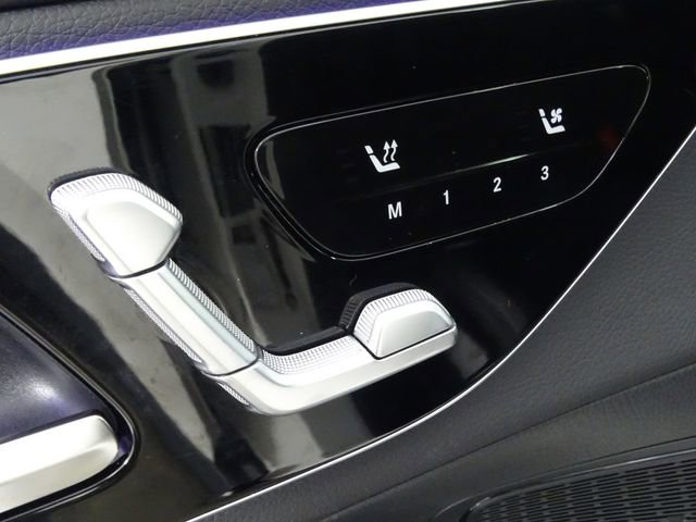 Used 2024 Mercedes-Benz GLC 300 image 18