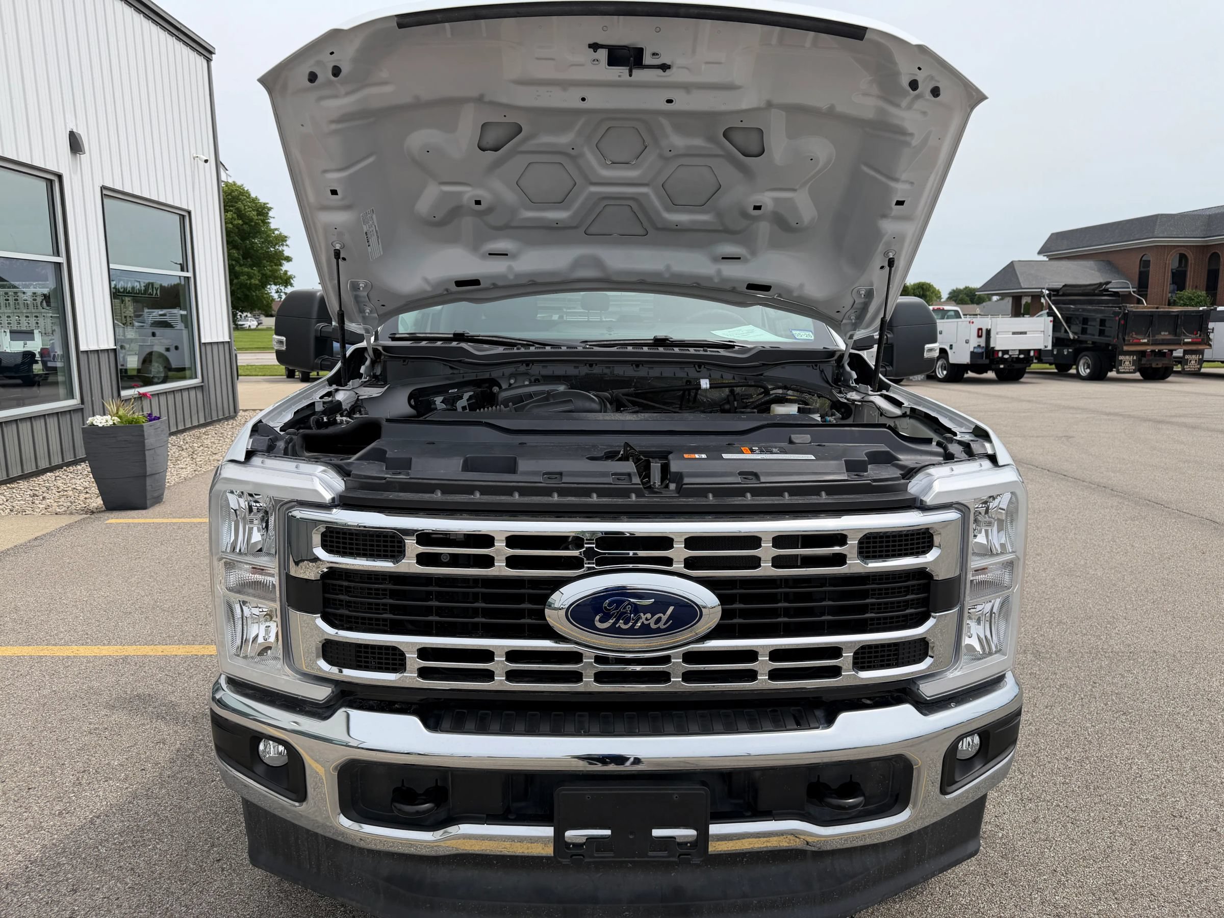Used 2025 Ford F350 XLT AWD/4WD image 29