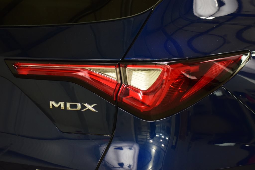 Used 2022 Acura MDX w/ Technology Package AWD/4WD image 18