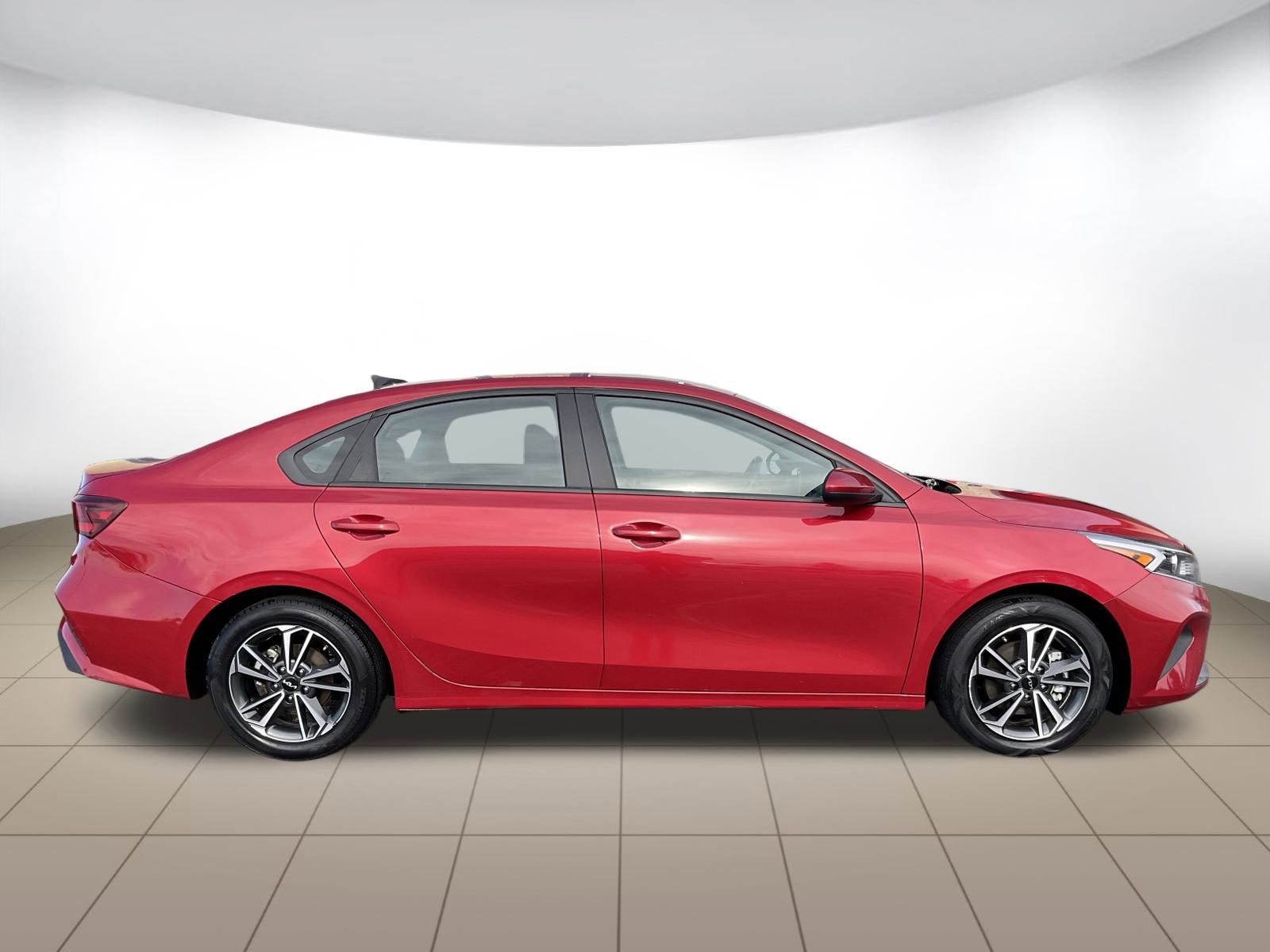 Used 2023 Kia Forte LXS FWD image 8