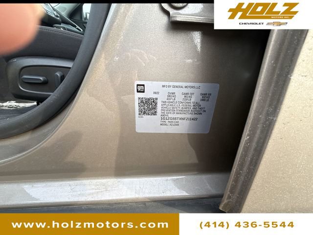 Used 2022 Chevrolet Malibu RS image 35