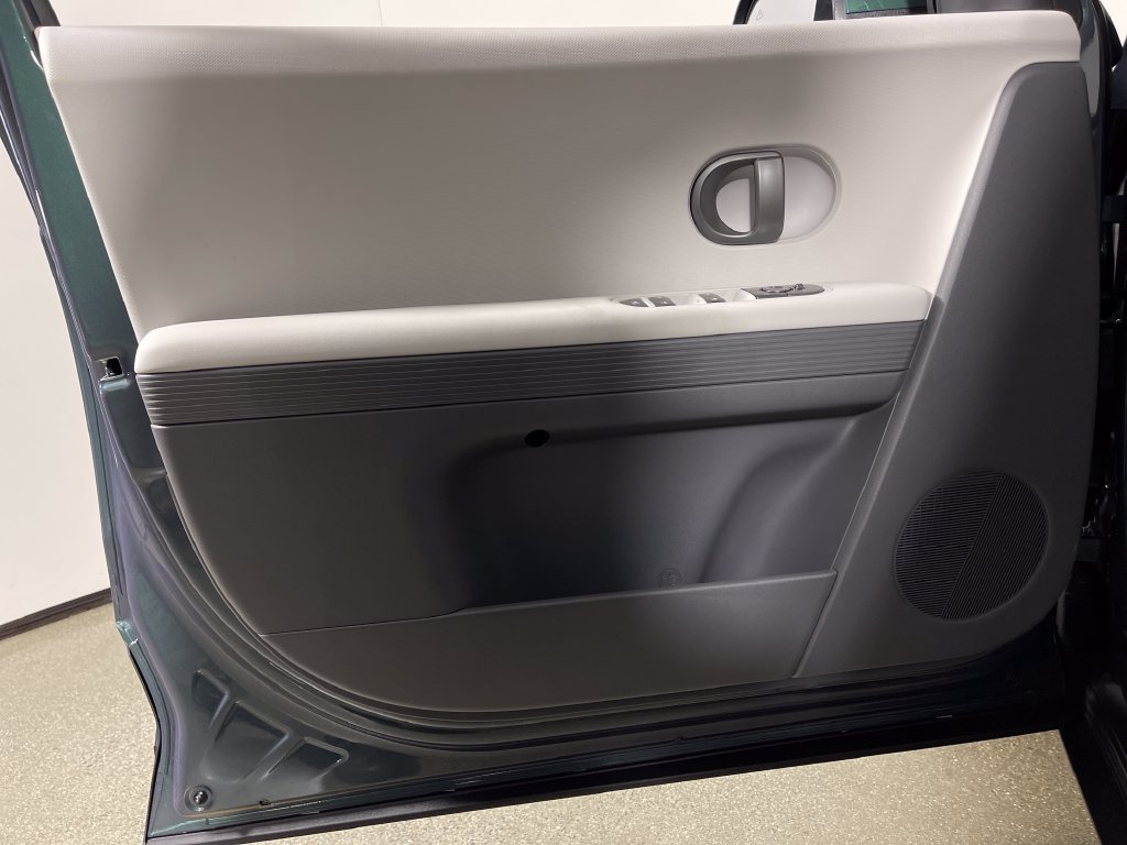 New 2027 Hyundai Ioniq 5 SEL RWD image 19