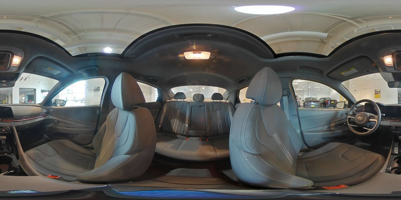 Used 2025 Hyundai Elantra SEL FWD image 43