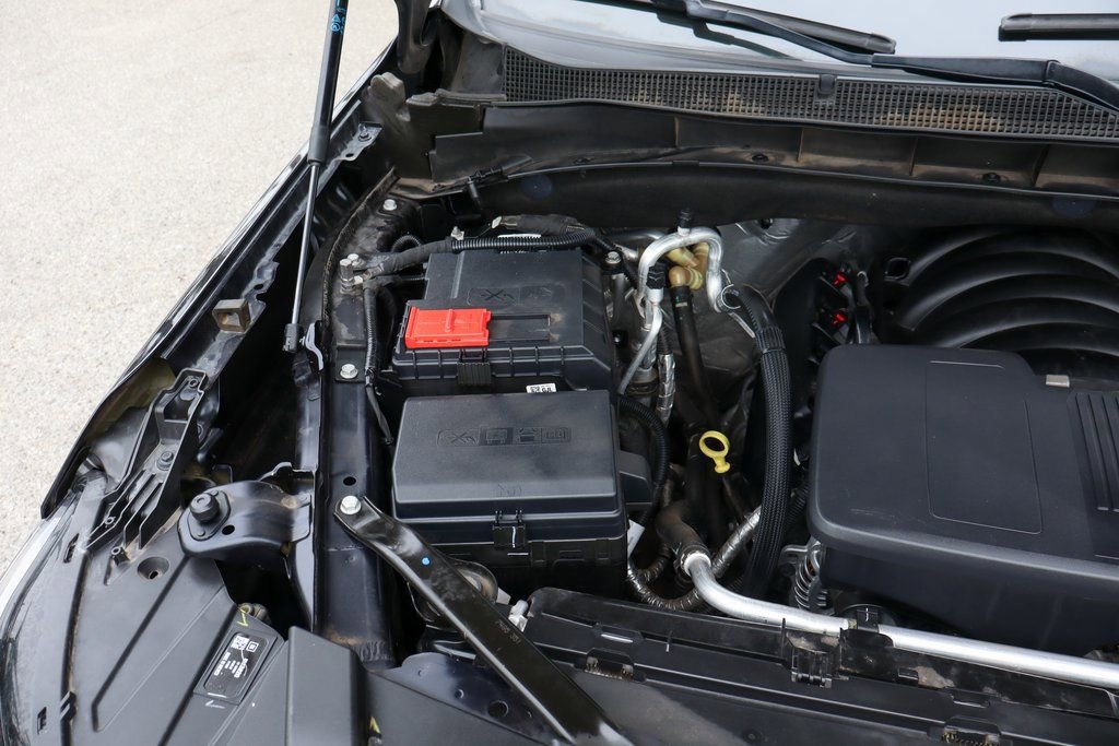 Used 2022 Chevrolet Suburban Z71 w/ Luxury Package image 11