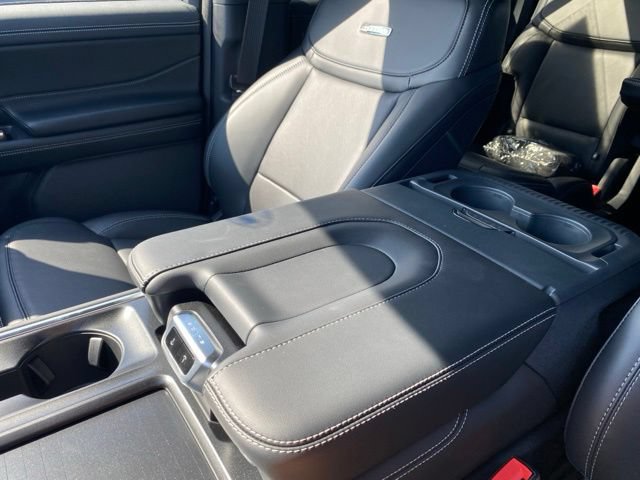 New 2027 Ford Expedition Max Platinum w/ Stealth Appearance Package AWD/4WD image 33