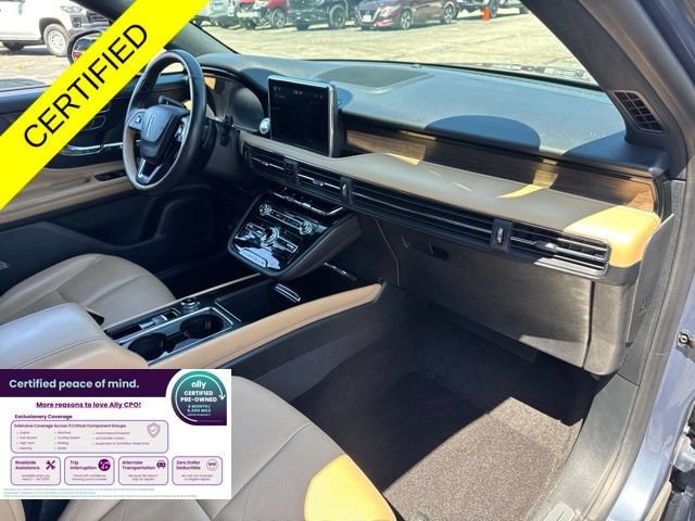 Used 2022 Lincoln Corsair Reserve w/ Equipment Group 201A AWD/4WD image 25