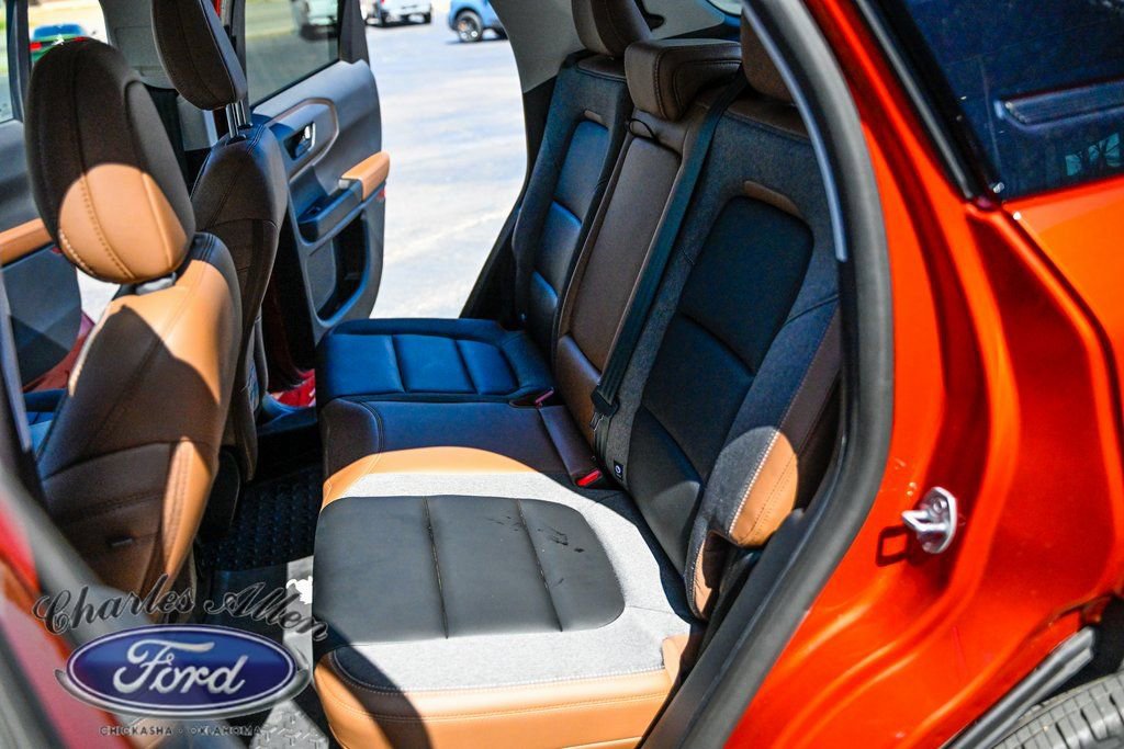 Used 2024 Ford Bronco Sport Outer Banks image 12