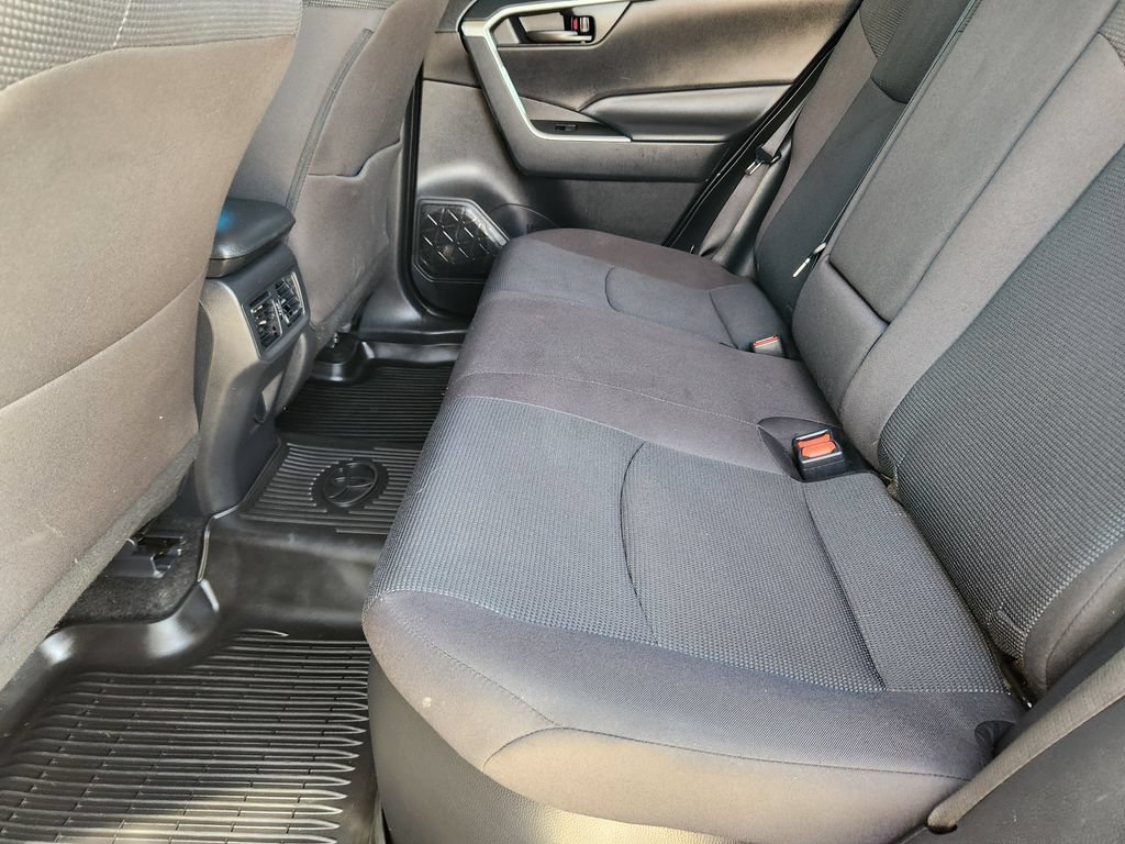 Used 2024 Toyota RAV4 LE AWD/4WD image 24