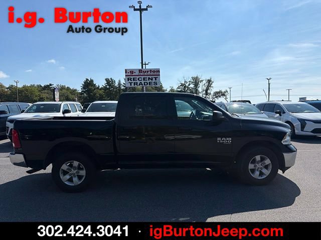 Used 2021 RAM 1500 Classic SLT AWD/4WD image 2