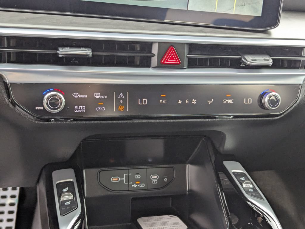 New 2026 Kia Sorento SX AWD/4WD image 28