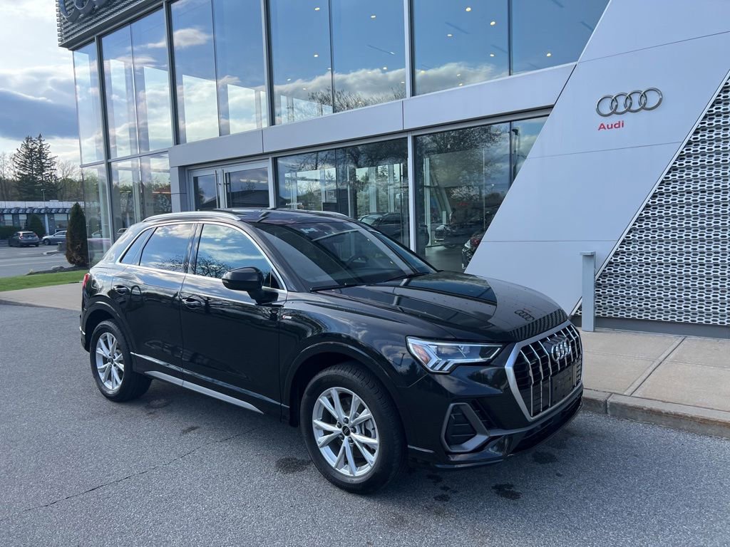 Used 2025 Audi Q3 2.0T Premium w/ Convenience Package AWD/4WD image 8